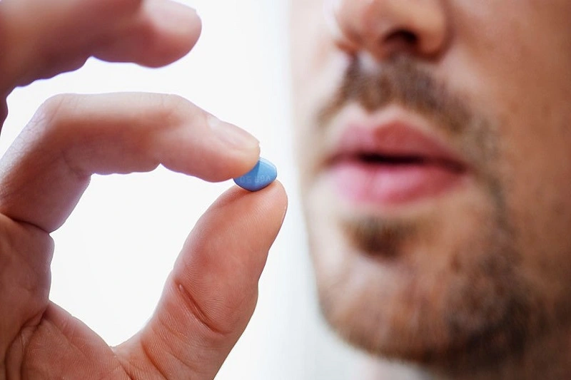 6 Signs if man is taking Viagra